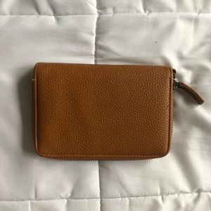 Women’s Brown Leather Wallet